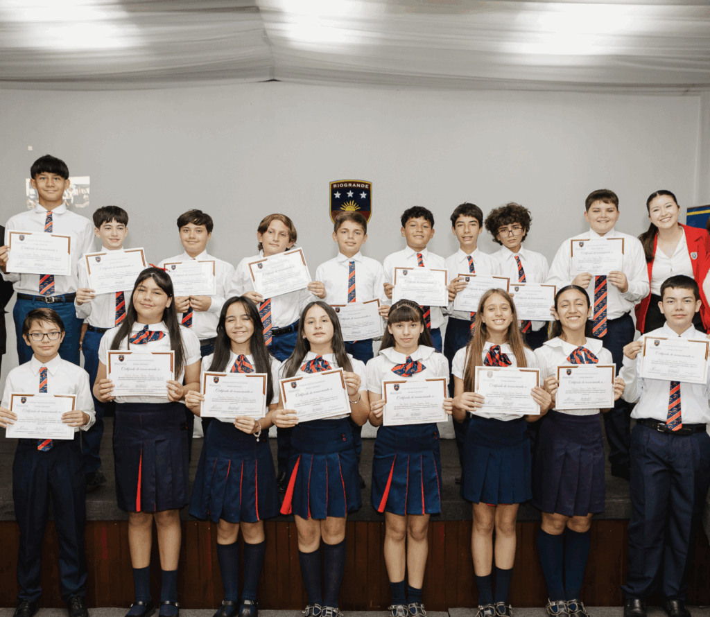Los futuros alumnos de Almenitas Encarnación visitan el colegio para conocer las clases y a sus nuevos profesores